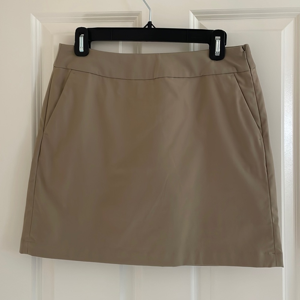 Nike Dri-Fit Golf Skort size 4